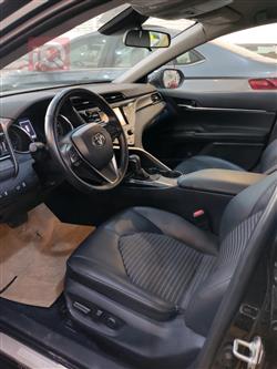 تۆیۆتا کامری